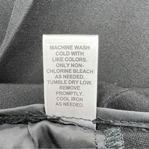 Size 12 Cato Black Dress Pants Pleated Straight Leg Classic Trousers - Picture 9 of 9